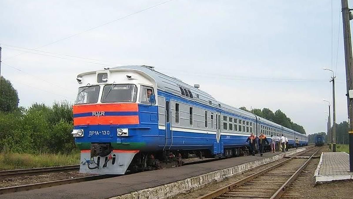 Укрзализныця восстанавливает движение пригородных поездов на Волыни и Ровенщине: детали Укрзализныця восстанавливает движение пригородных поездов на Волыни и Ровенщине: детали