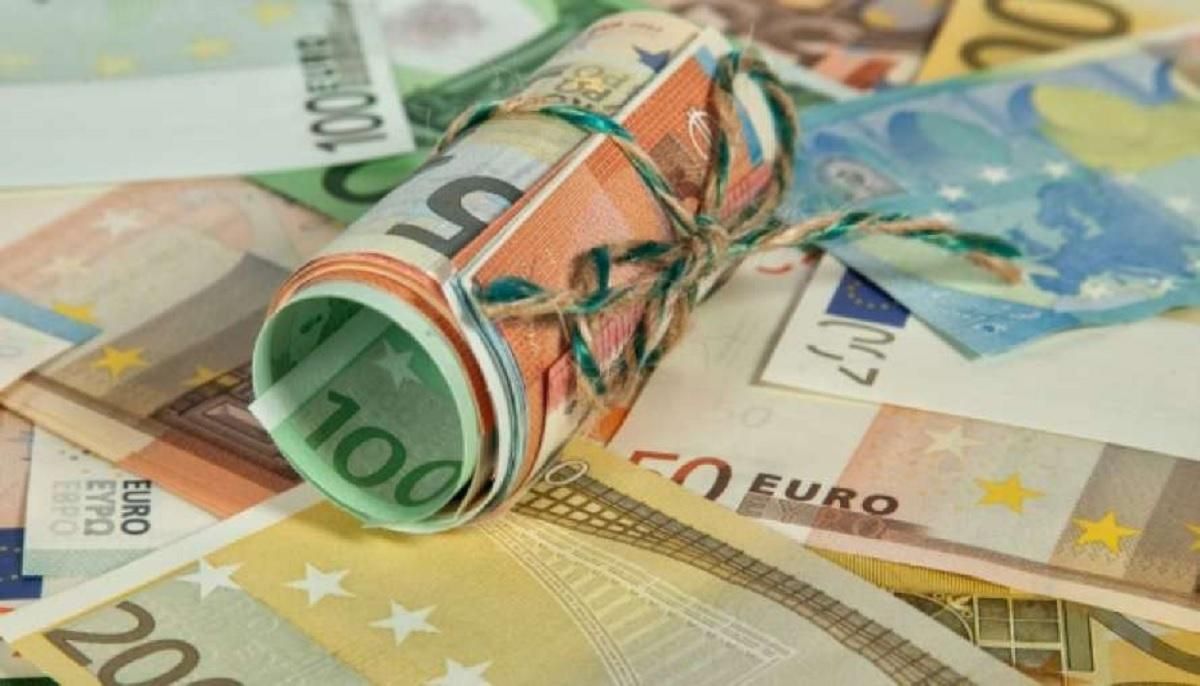 Украина готовит 12-летний выпуск евробондов в долларах: детали