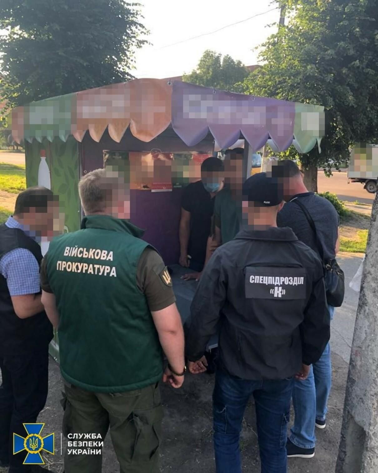 У Житомирі командир взводу вимагав хабар у товариша У Житомирі командир взводу вимагав хабар у товариша