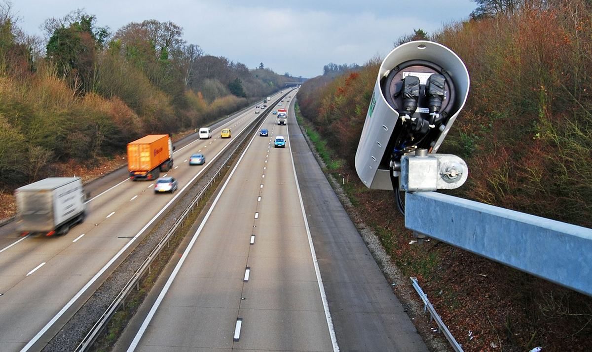 Скількох водіїв оштрафували за перший місяць автофіксації порушень ПДР Скількох водіїв оштрафували за перший місяць автофіксації порушень ПДР