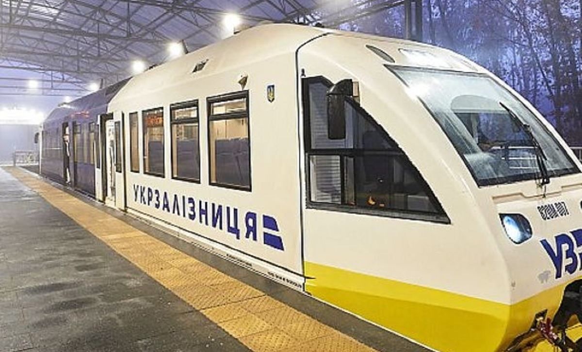 Укрзалізниця призначила 6 поїздів до моря: звідки та куди Укрзалізниця призначила 6 поїздів до моря: звідки та куди
