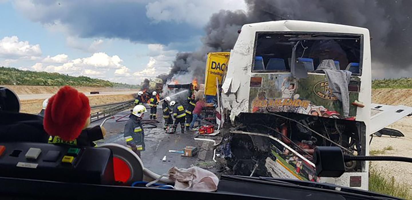 ДТП в Польше с украинским автобусом 2 июля 2020: фото, видео ДТП в Польше с украинским автобусом 2 июля 2020: фото, видео