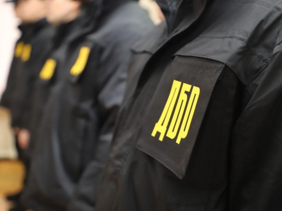 Обшуки ДБР у військових частинах: вилучили клістрони Обшуки ДБР у військових частинах: вилучили клістрони
