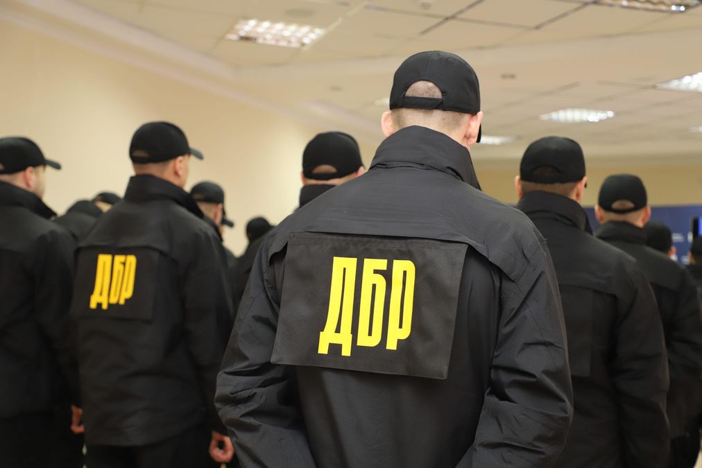 Вилучення військової техніки: ДБР відкрило провадження Вилучення військової техніки: ДБР відкрило провадження