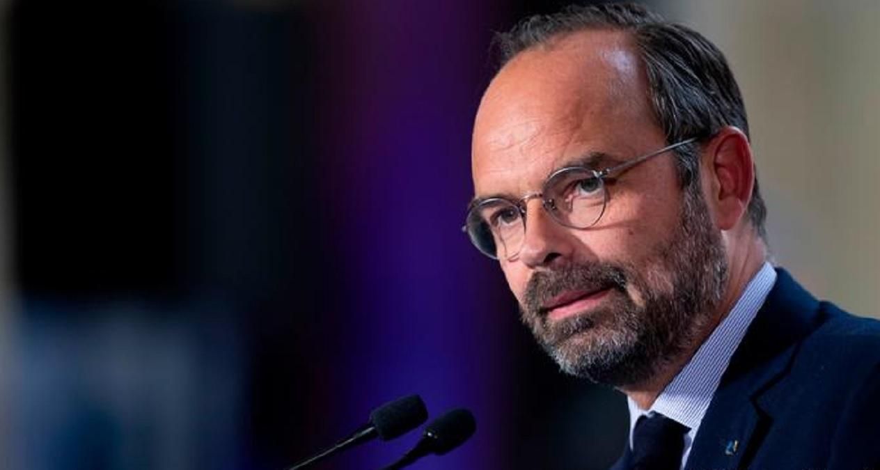 Премьер Франции и все правительство ушло в отставку 3 июля 2020 Премьер Франции и все правительство ушло в отставку 3 июля 2020