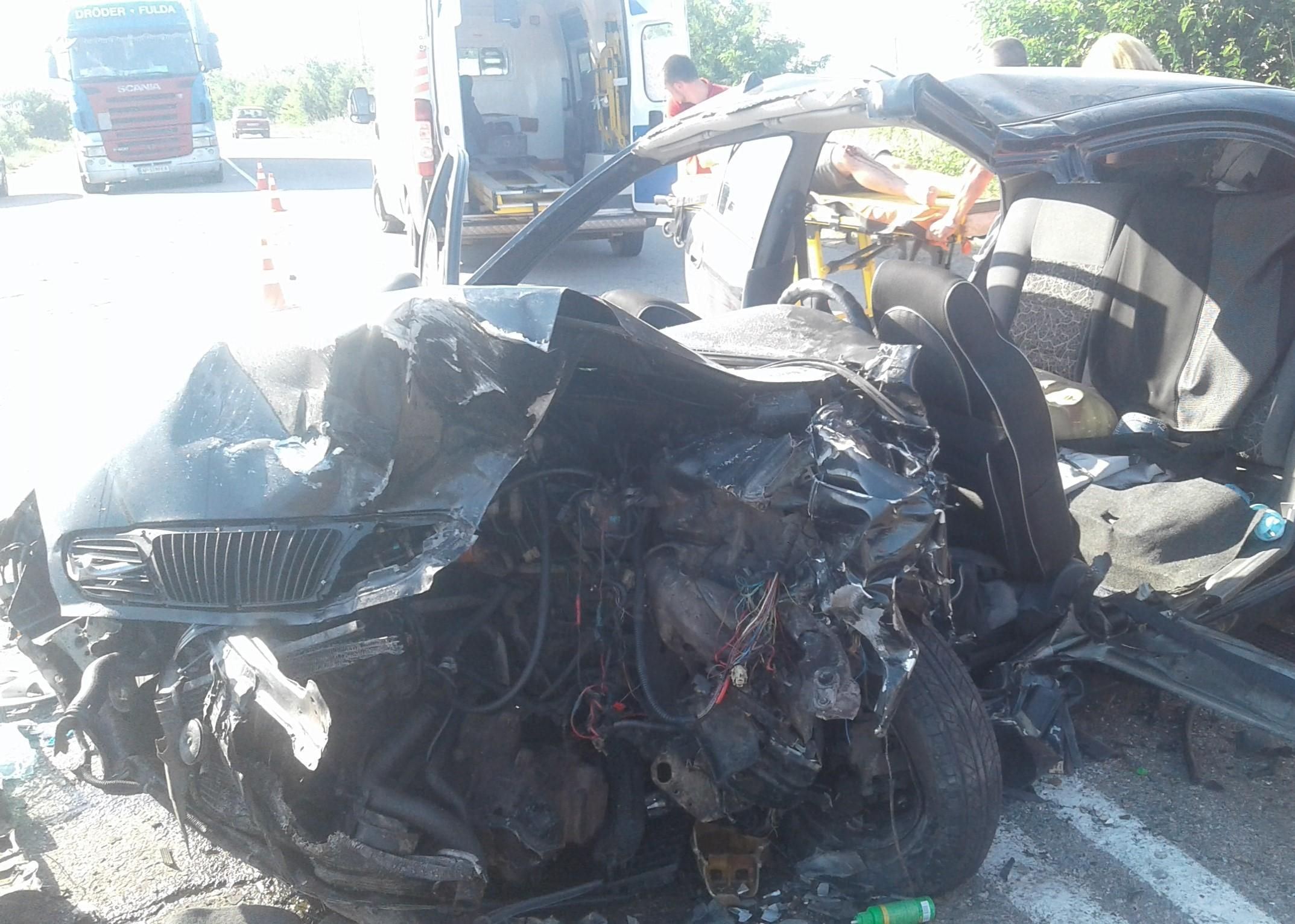 ДТП на Запоріжжі біля села Шелюги 3 липня 2020: фото ДТП на Запоріжжі біля села Шелюги 3 липня 2020: фото