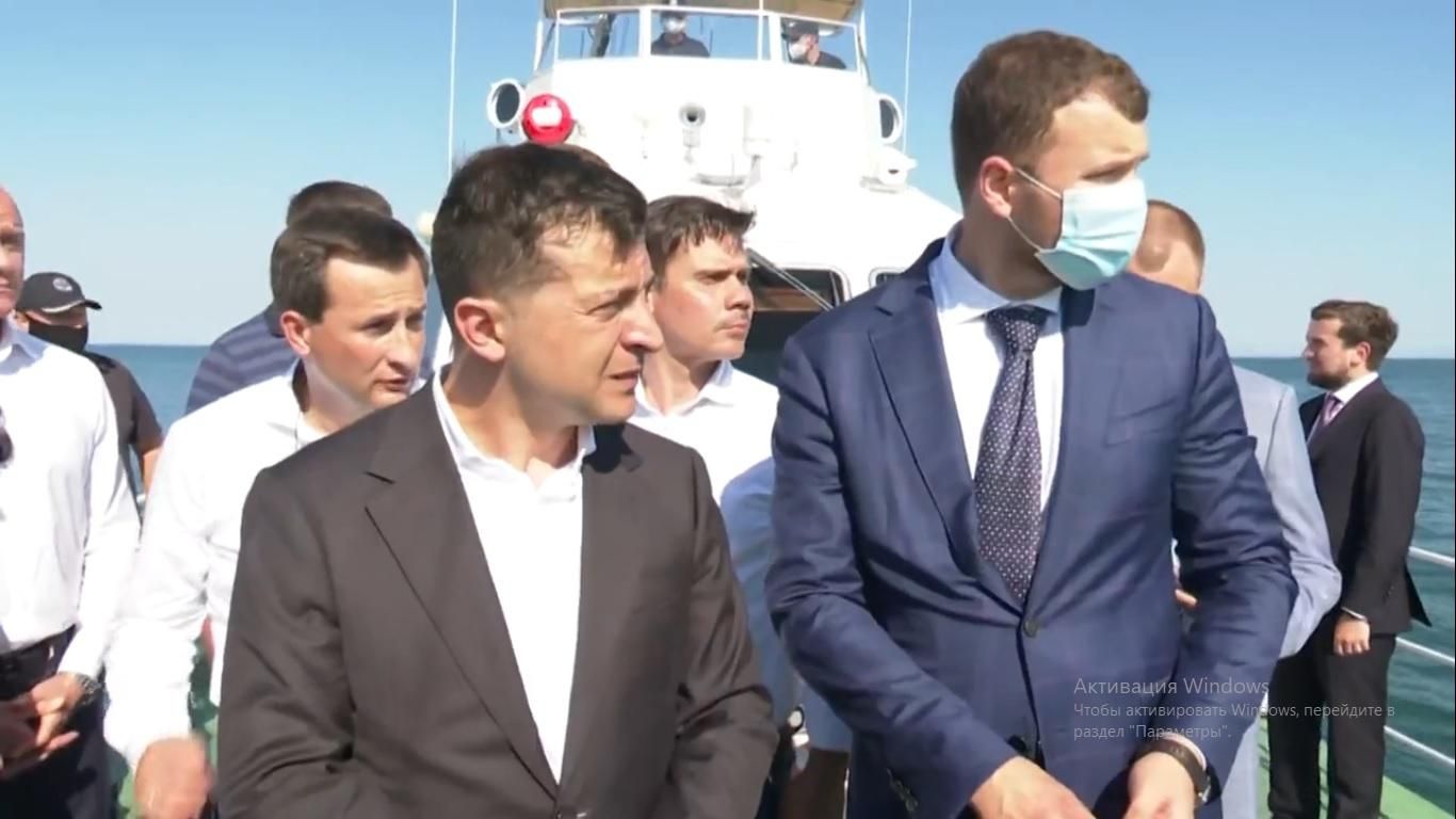 Зеленский в Одессе осмотрел танкер Delfi 4 июля 2020: видео