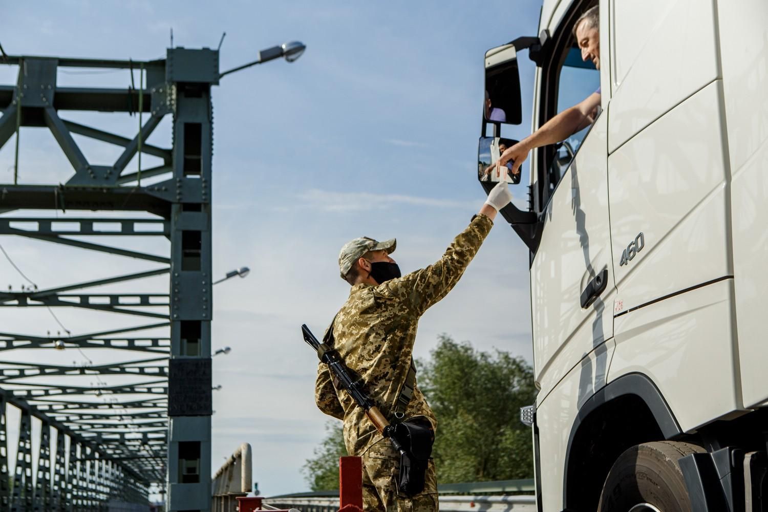 Транзит Угорщиною дозволено через два пункти пропуску: які саме Транзит Угорщиною дозволено через два пункти пропуску: які саме