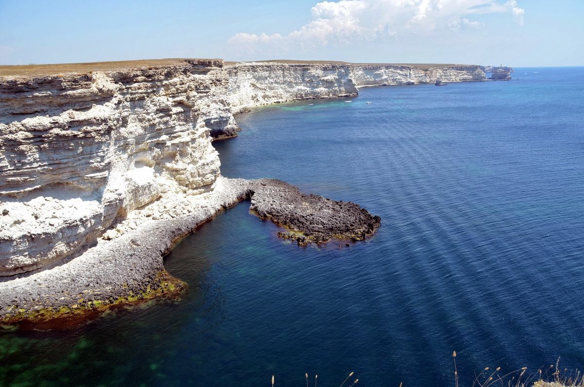 Цифри влада бере "зі стелі", – кримський журналіст відверто про туристичний сезон на півострові Цифри влада бере "зі стелі", – кримський журналіст відверто про туристичний сезон на півострові