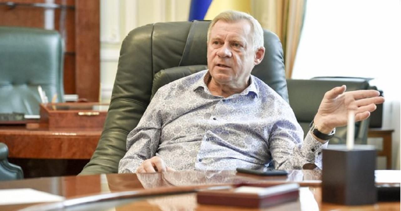 Чому Україна не може друкувати гроші: пояснення Смолія Чому Україна не може друкувати гроші: пояснення Смолія