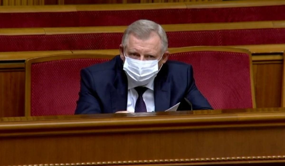 Отставка Смолия: в слуге народа говорят, что не хотели его увольнять Отставка Смолия: в слуге народа говорят, что не хотели его увольнять