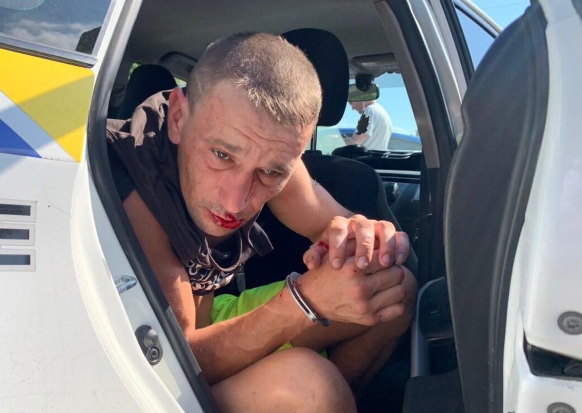 Автомийник викрав Mercedes і влаштував ДТП 6 липня 2020: відео Автомийник викрав Mercedes і влаштував ДТП 6 липня 2020: відео