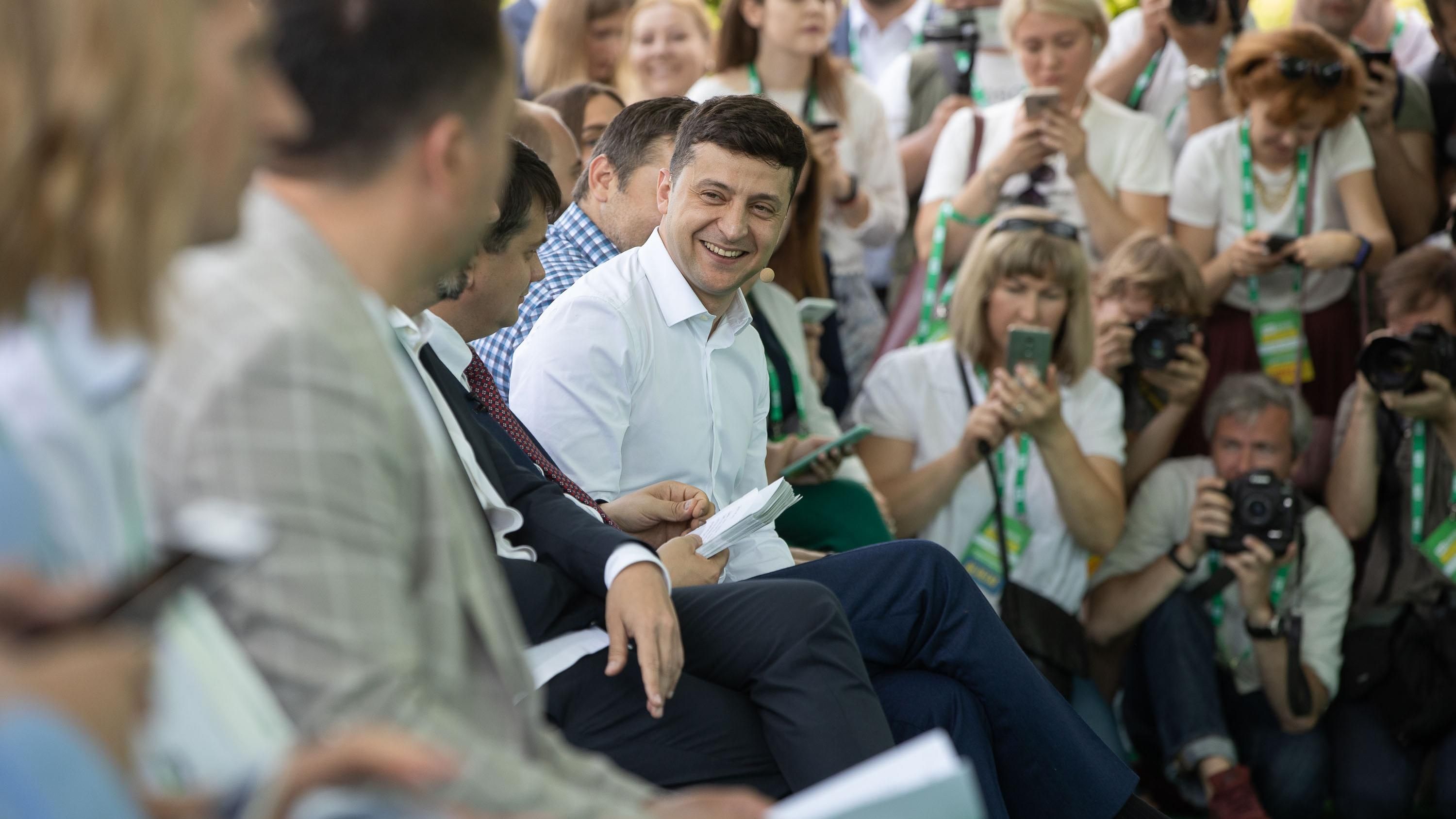 Зустріч Зеленського з депутатами Слуги народу 7 липня 2020: деталі
