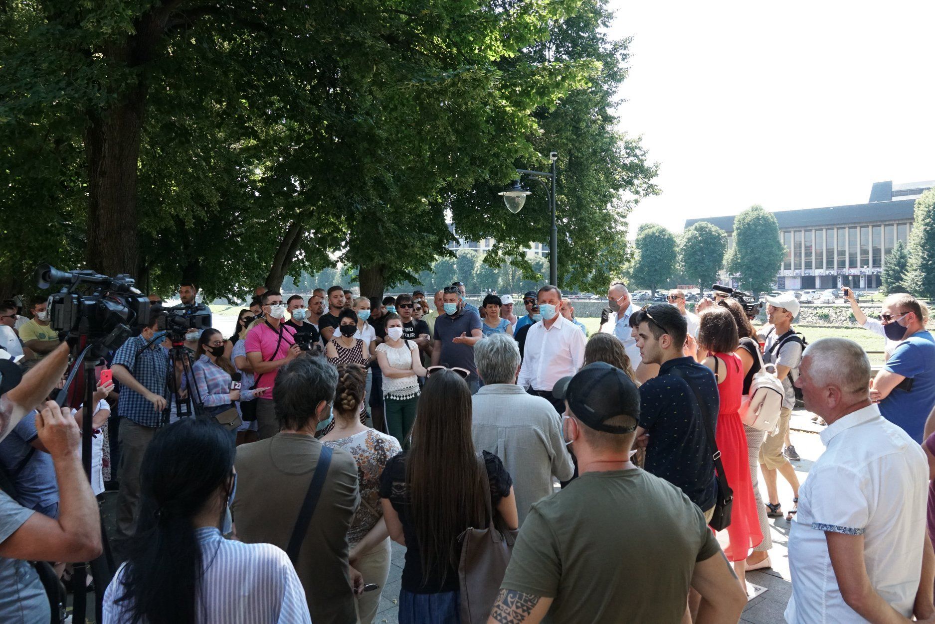 Протест рестораторів в Ужгороді: що вимагають підприємці
