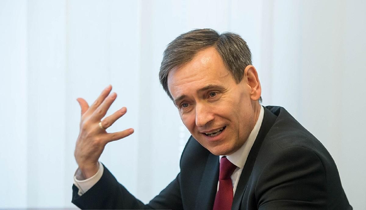 Закон о языке для нацменьшинств слуги хотят сделать отдельным Закон о языке для нацменьшинств слуги хотят сделать отдельным