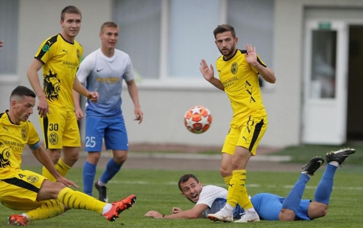 "Агробизнес" в безумной перестрелке победил "Рух" и возглавил Первую лигу