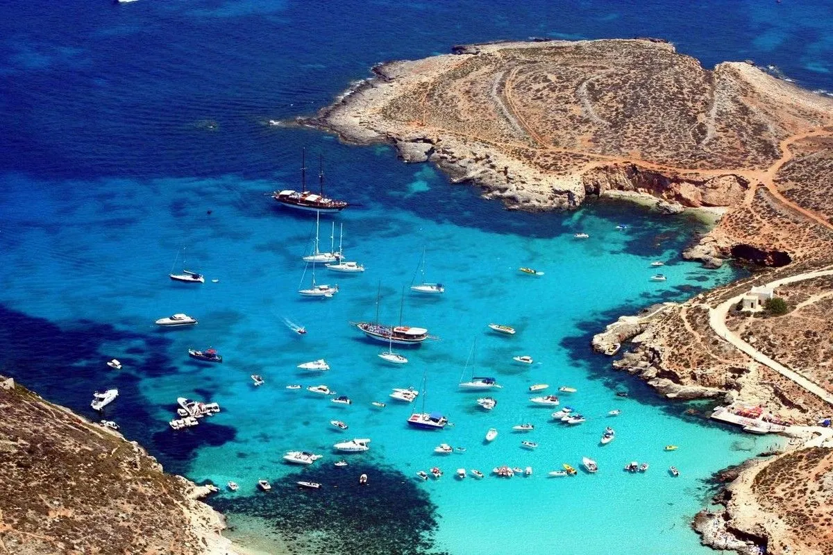 Голуба лагуна на Мальті