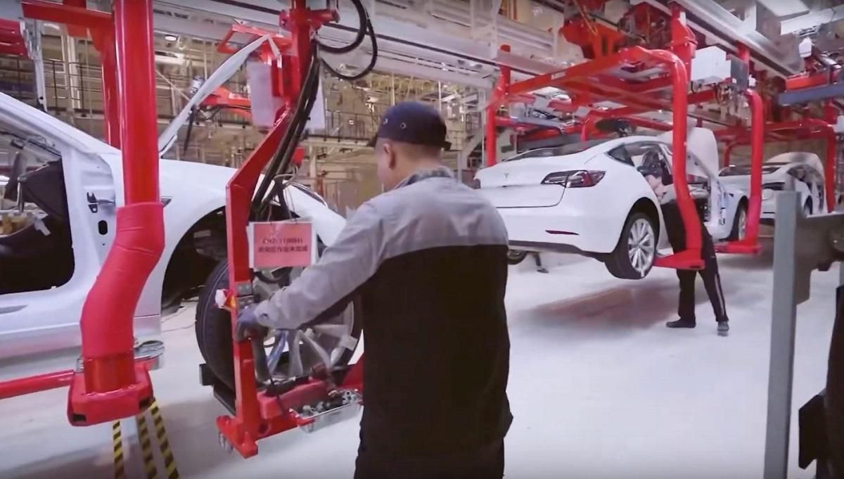 Маск підтвердив будівництво ще однієї Gigafactory в Азії Маск підтвердив будівництво ще однієї Gigafactory в Азії