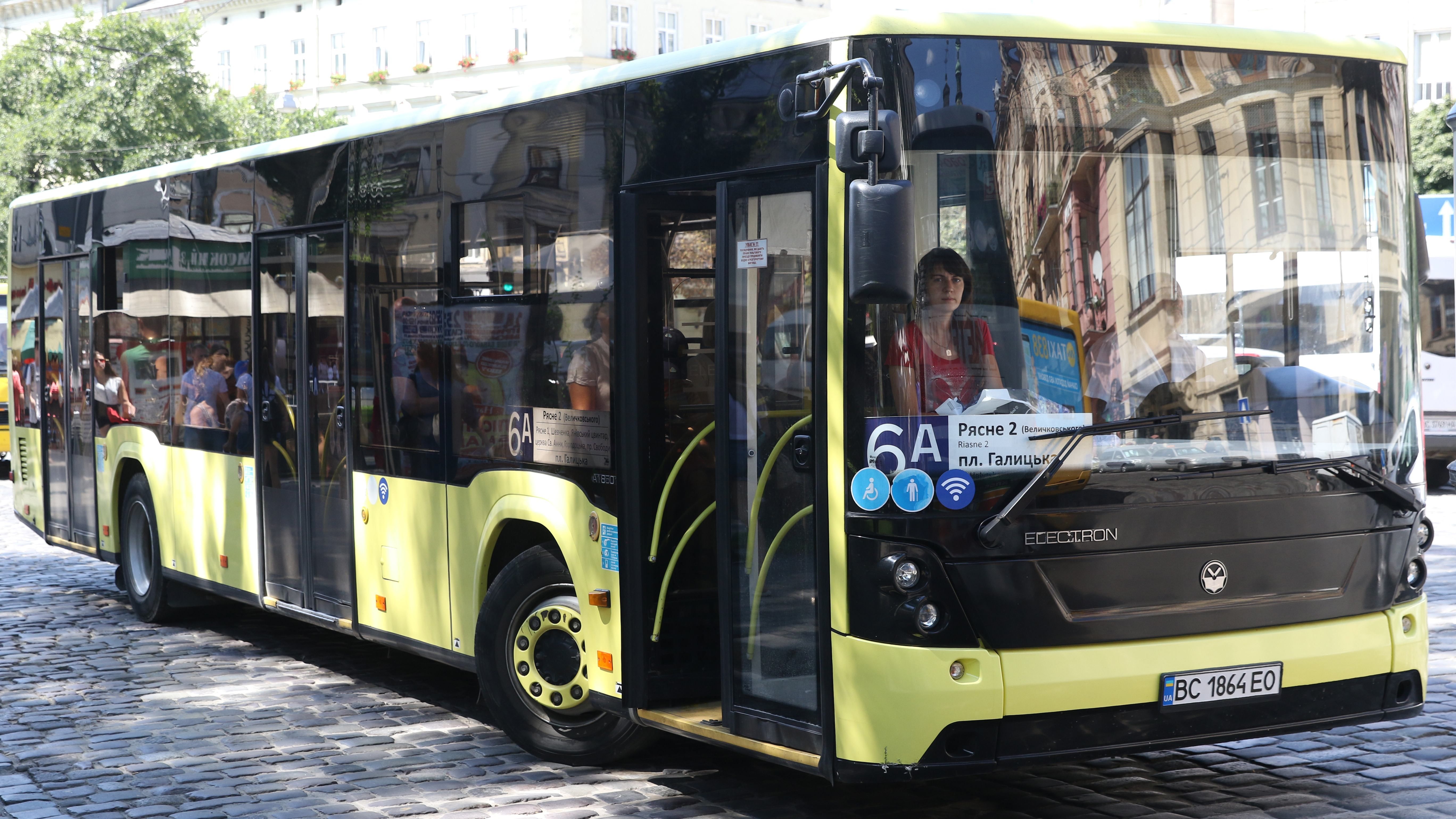 Коли у Львові відновлять пільгові перевезення в громадському транспорті