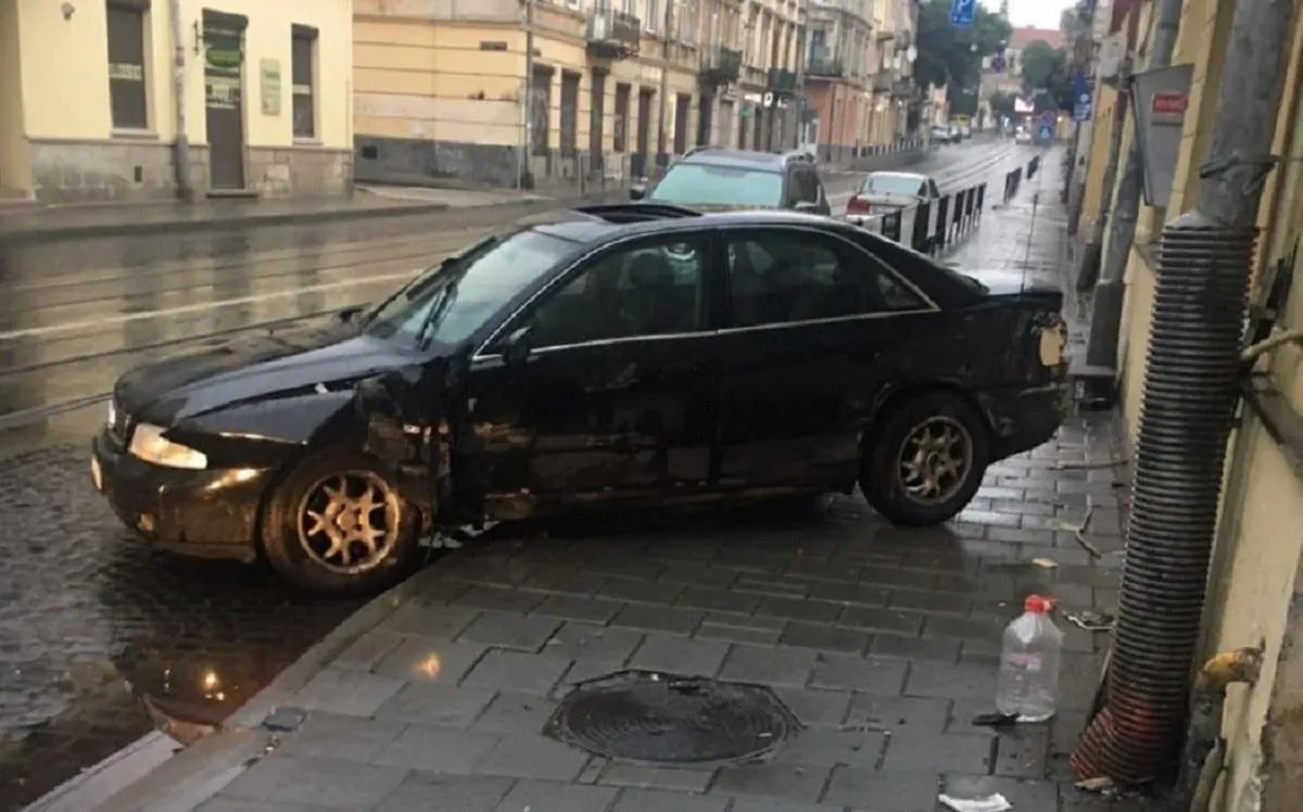 У результаті аварії постраждали двоє єгиптян У результаті аварії постраждали двоє єгиптян