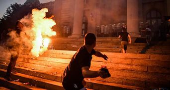 Сербские СМИ увидели "украинский след" на протестах в Белграде: Украина назвала это фейком