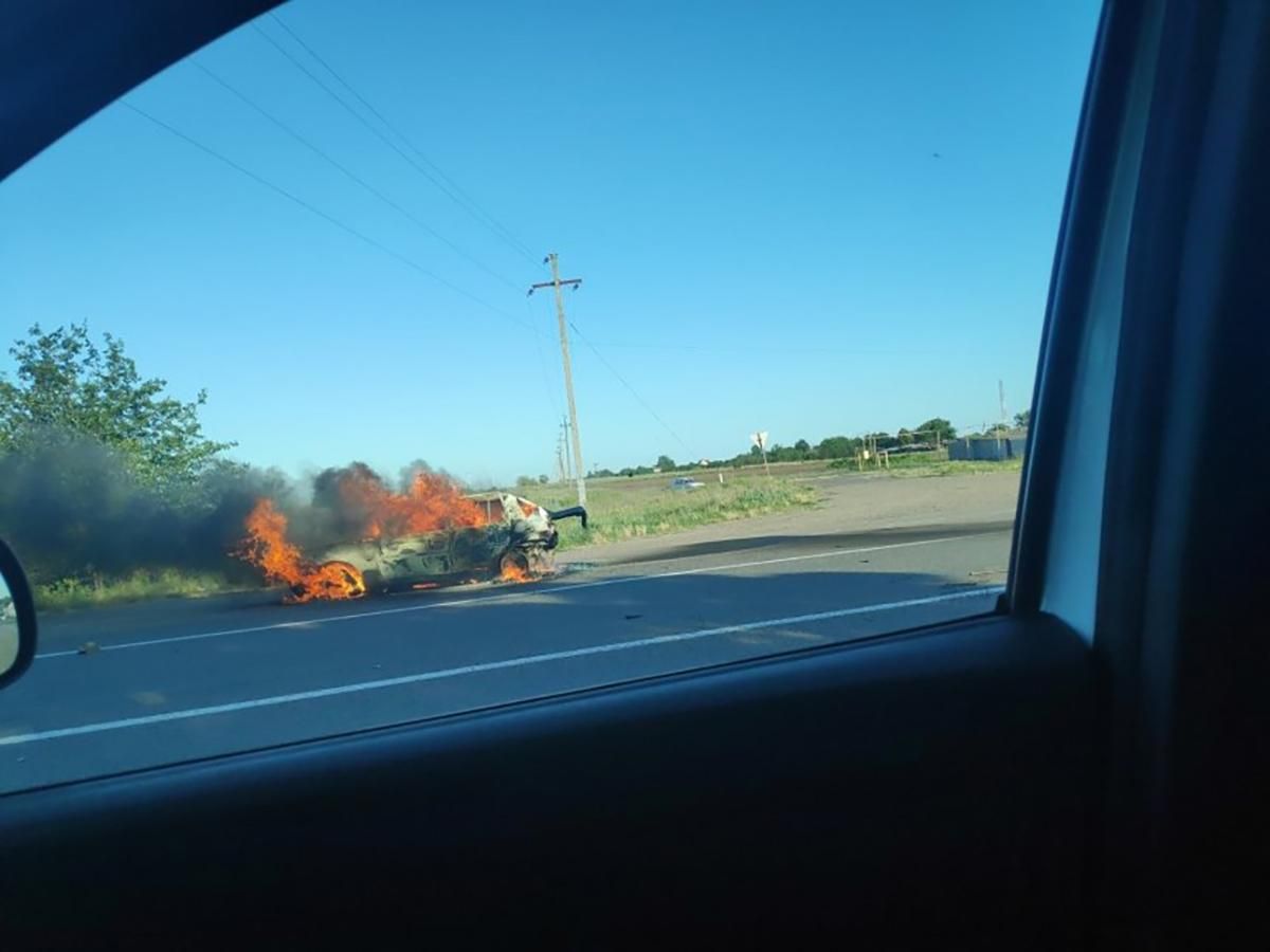 Страшное ДТП на трассе Одесса – Николаев: мужчина заживо сгорел в горящем авто – фото