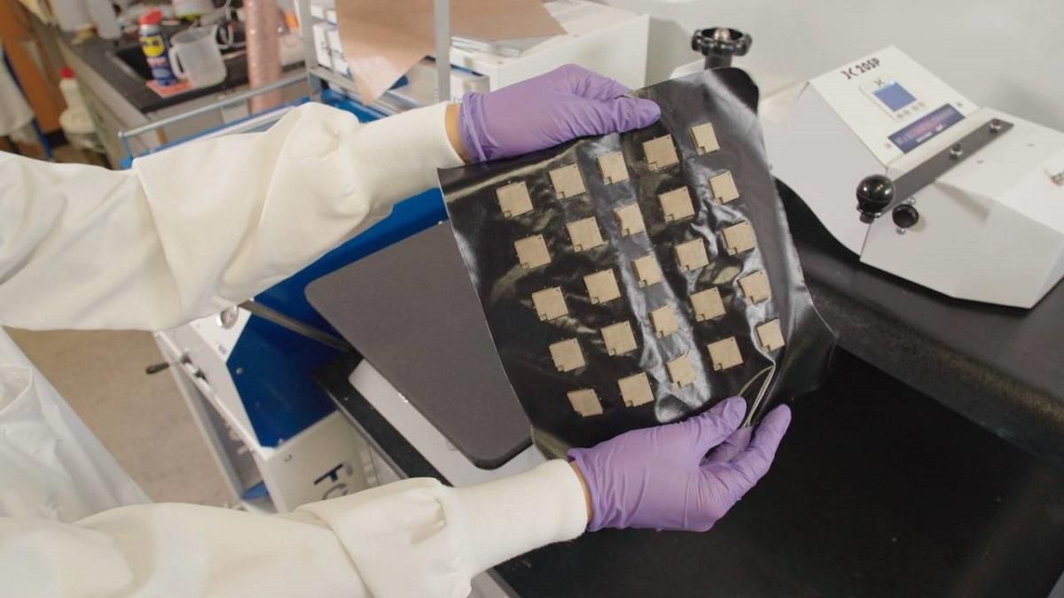 Розумна тканина здатна змінювати свій розмір під впливом температури: відео Розумна тканина здатна змінювати свій розмір під впливом температури: відео