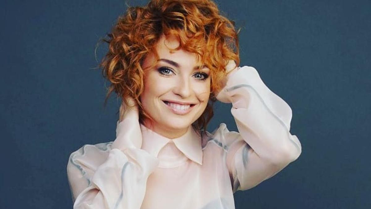 С младенцем на руках: Виктория Булитко шокировала сеть фото из роддома