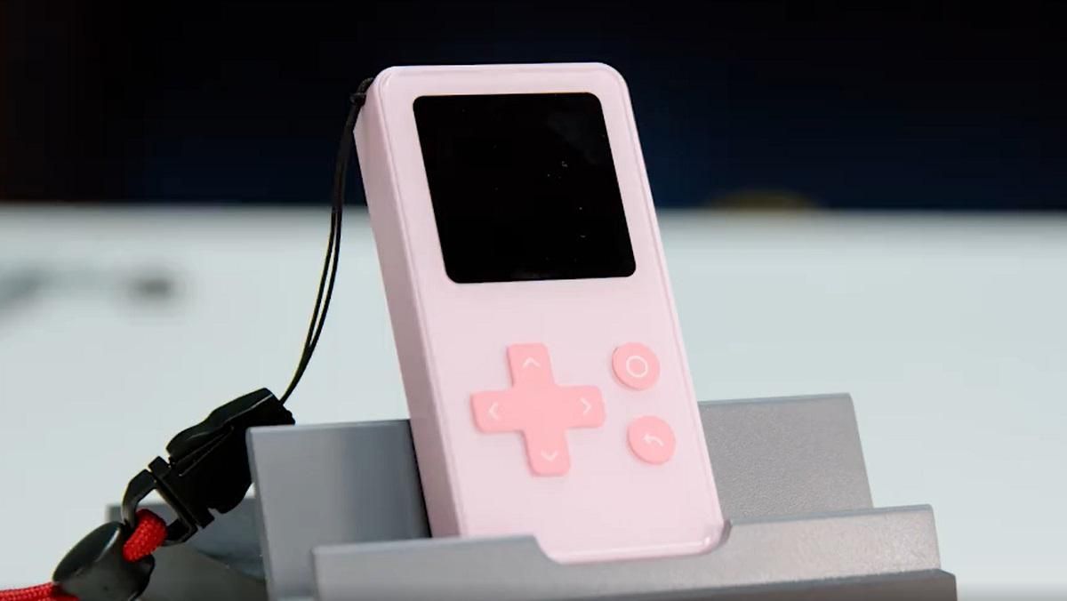 Xiaomi представила бюджетный телефон в форме игровой консоли Xiaomi представила бюджетный телефон в форме игровой консоли