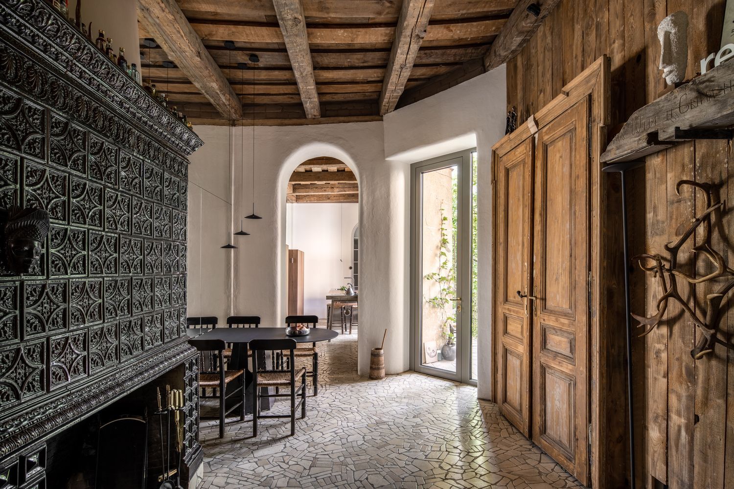 Дань традициям – проект квартиры в гуцульском стиле в центре Львова Дань традициям – проект квартиры в гуцульском стиле в центре Львова