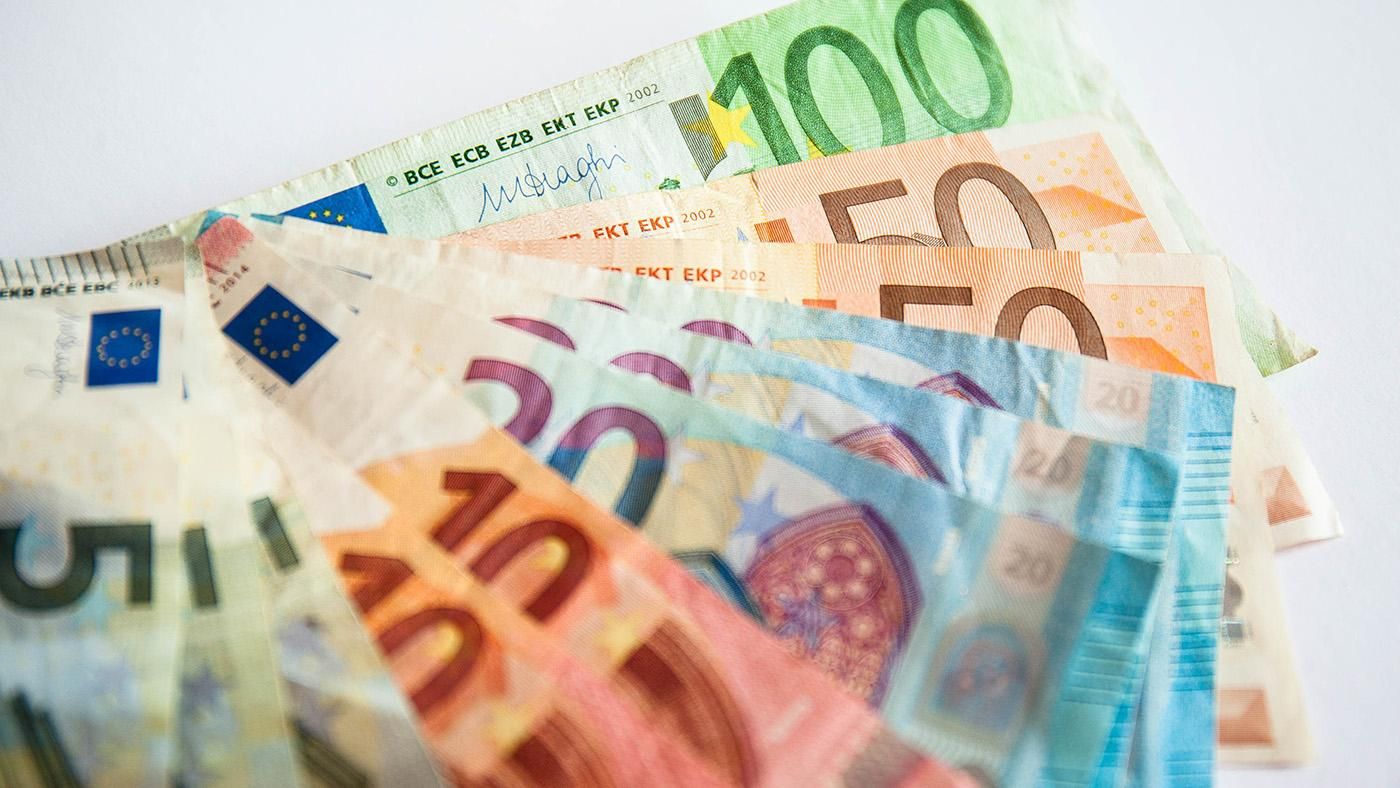 Готівковий курс євро, долара на сьогодні 14 липня 2020 – курс валют