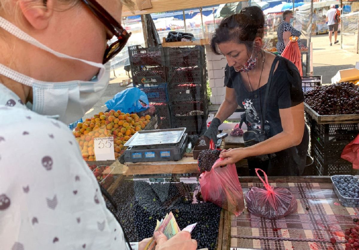 Штраф за відсутність маски у відвідувача: як уряд запропонував карати бізнес Штраф за відсутність маски у відвідувача: як уряд запропонував карати бізнес