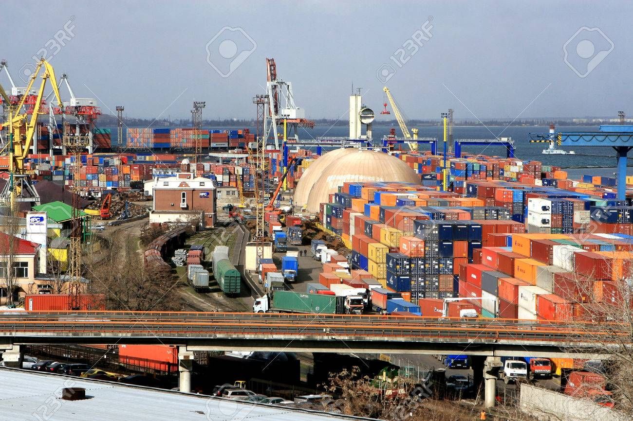 Табачный рекорд в Одесском порту: безумные суммы контрабанды Табачный рекорд в Одесском порту: безумные суммы контрабанды