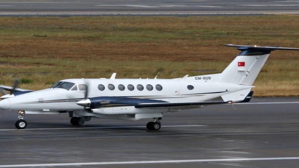 У Туреччині впав літак: щонайменше 7 людей загинули У Туреччині впав літак: щонайменше 7 людей загинули