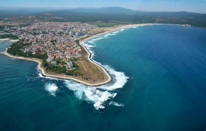 Курортне місто Приморсько в Болгарії Курортне місто Приморсько в Болгарії