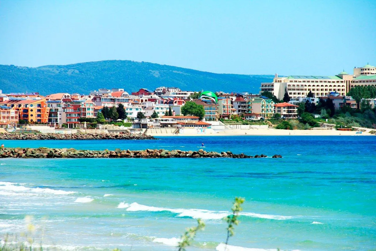 Українці мають можливість відправитися на відпочинок в Болгарію Українці мають можливість відправитися на відпочинок в Болгарію