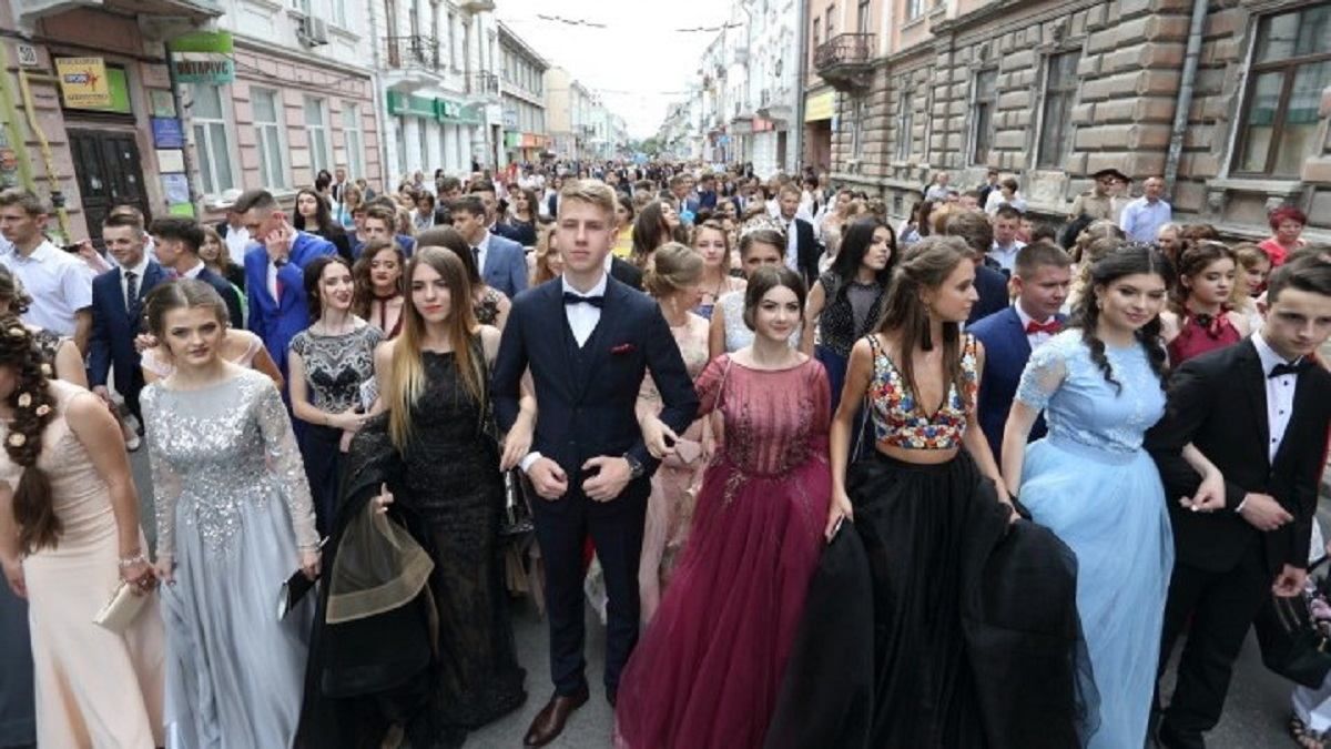 Парад выпускников в Тернополе 2020 состоится во время карантина