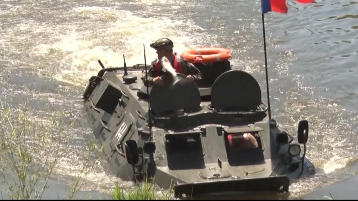 Рибина атакувала міністра оборони Молдови Пінзарі: відео Рибина атакувала міністра оборони Молдови Пінзарі: відео