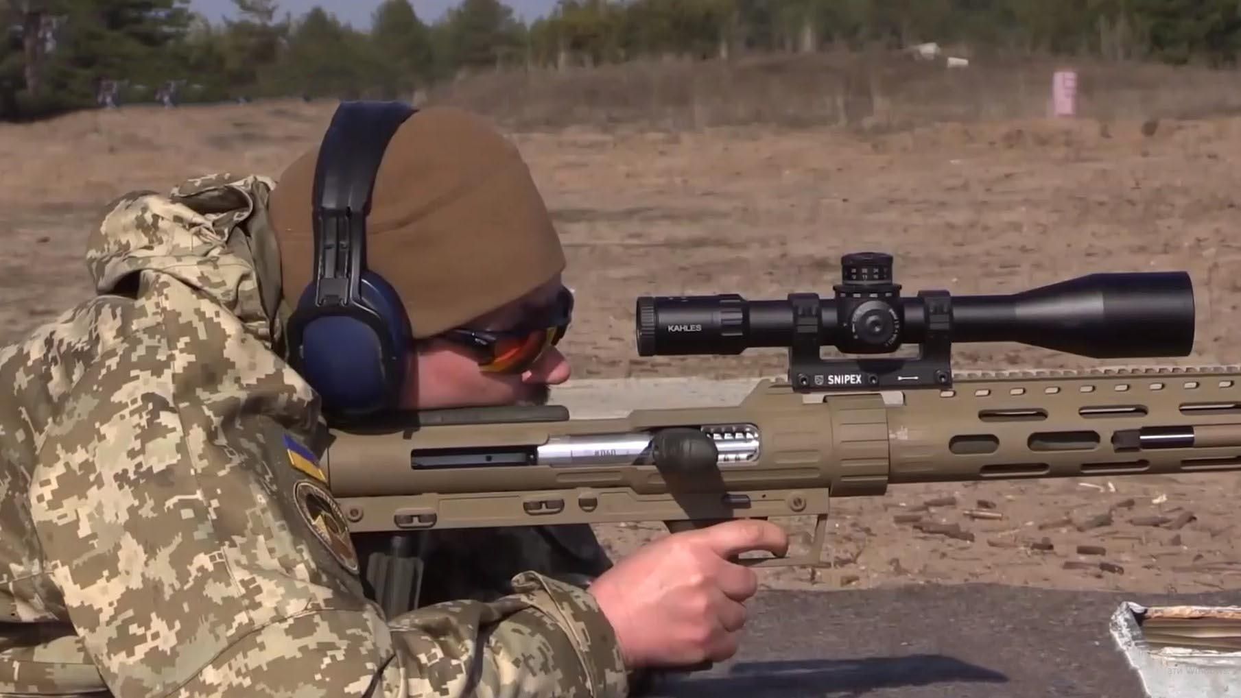 Техніка війни: Потужна гвинтівка Snipex. Автомат "Малюк" та його нові версії