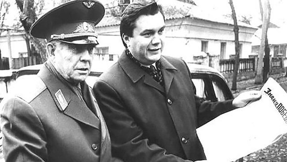 Документи з нібито підписами Януковича виставили на аукціон в Білорусі: фото Документи з нібито підписами Януковича виставили на аукціон в Білорусі: фото