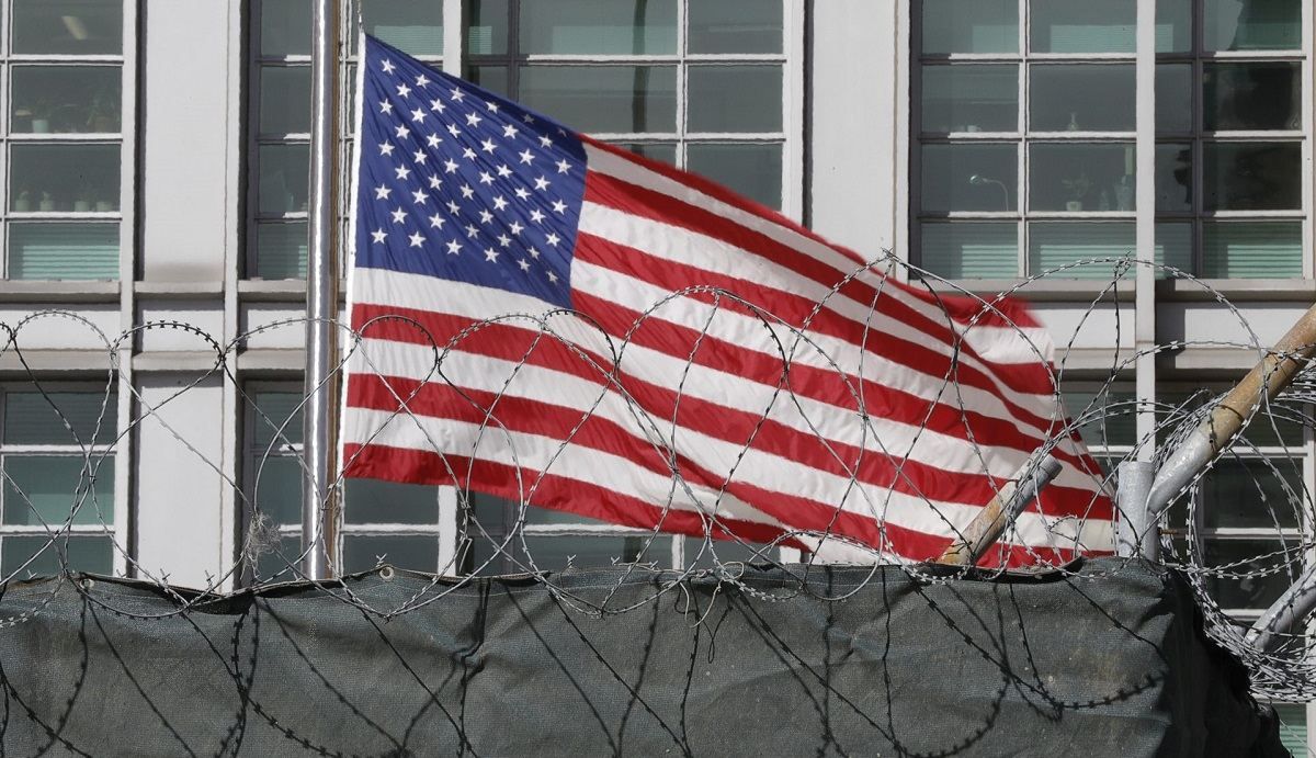 В США военный пойдет под суд за слив информации россиянину В США военный пойдет под суд за слив информации россиянину