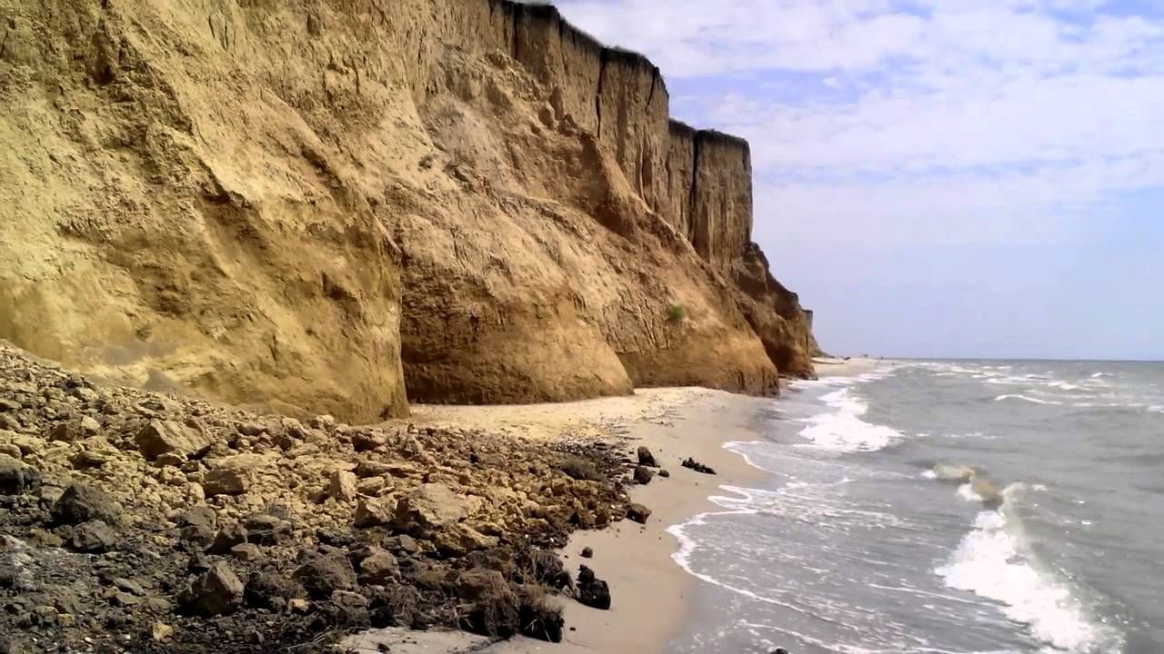 В Одессе 12-летний мальчик сорвался с обрыва и погиб: детали трагедии В Одессе 12-летний мальчик сорвался с обрыва и погиб: детали трагедии