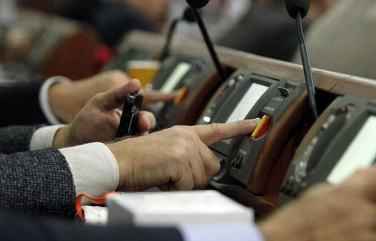 Кто будет голосовать за законопроект: в "Слуге народа" рассказали, как узнают об этом Кто будет голосовать за законопроект: в "Слуге народа" рассказали, как узнают об этом