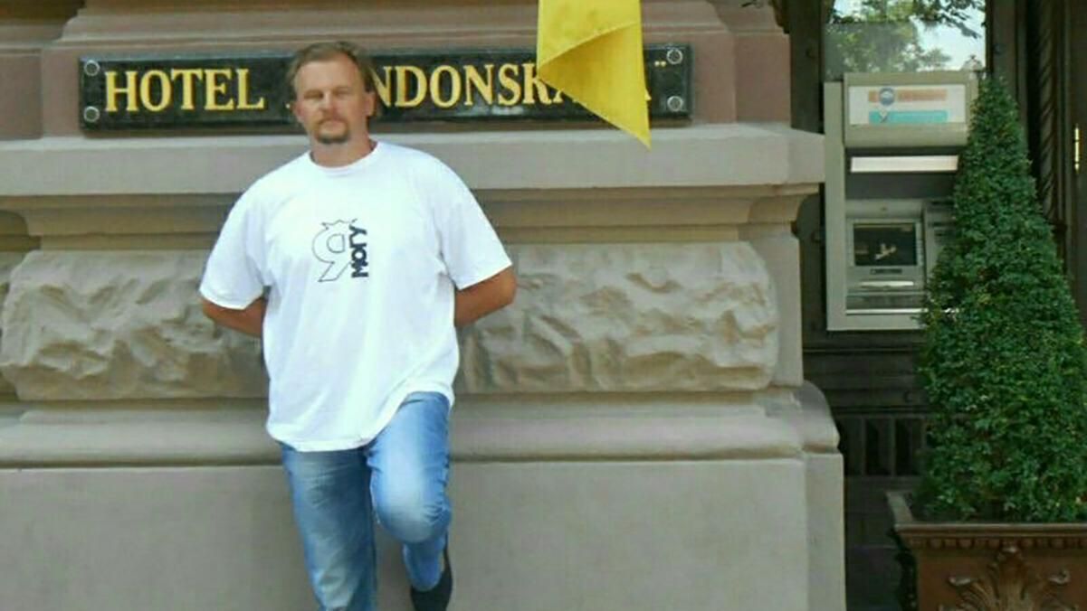 Луцький терорист продовжує писати в твіттері з автобуса Луцький терорист продовжує писати в твіттері з автобуса