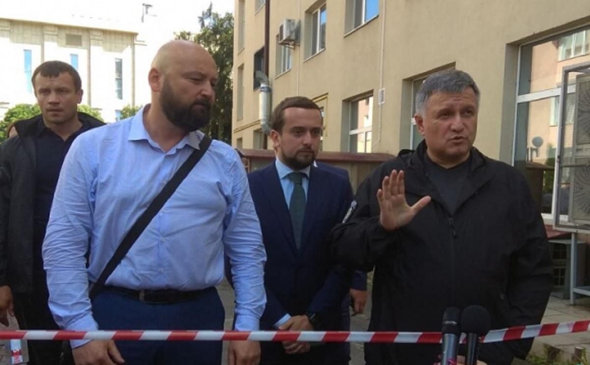 Захват заложников в Луцке: есть ли связь со взрывом в Киеве и минированием в Харькове Захват заложников в Луцке: есть ли связь со взрывом в Киеве и минированием в Харькове