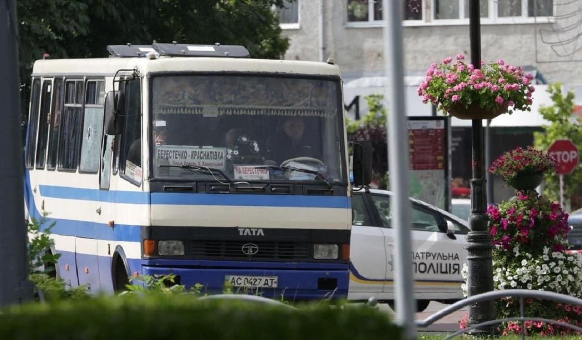 Заручники в автобусі в поганому стані, є поранений, – терорист