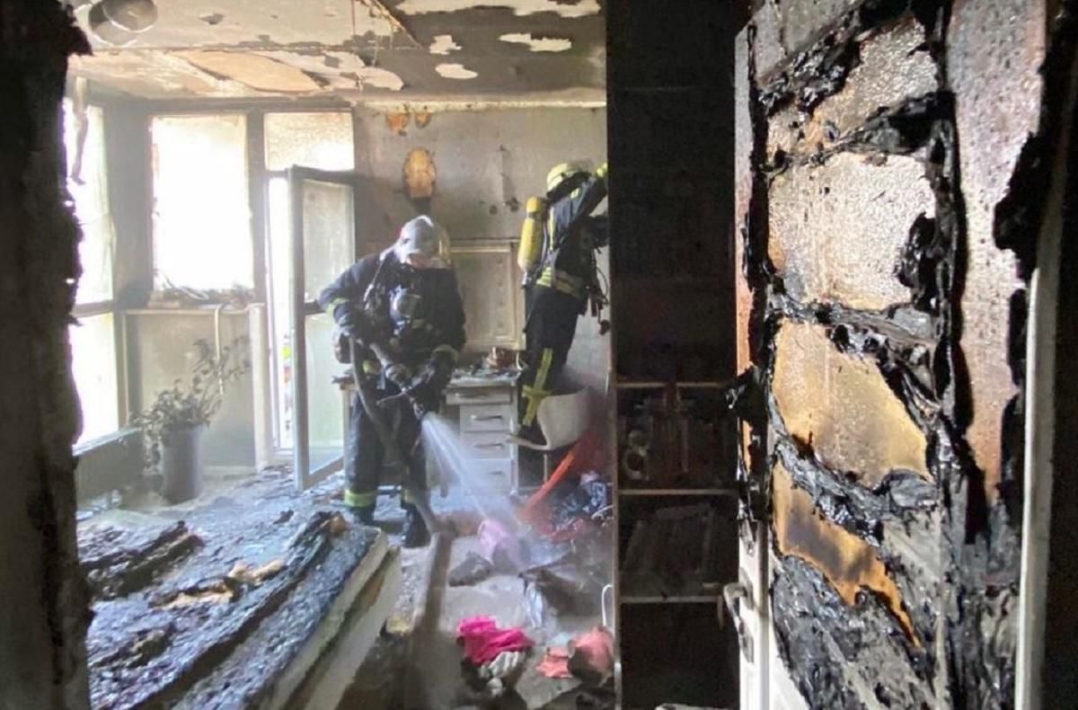 У Києві 10-річна дівчинка намагалася загасити пожежу У Києві 10-річна дівчинка намагалася загасити пожежу