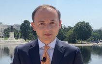 Голос Америки: После приказа Трампа закрыть консульство Китая там могли сжигали документы Голос Америки: После приказа Трампа закрыть консульство Китая там могли сжигали документы