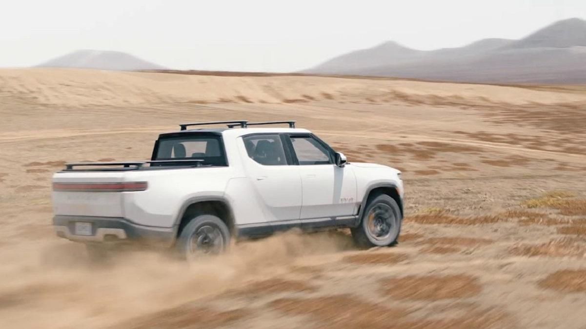 Tesla обвиняет компанию Rivian в краже коммерческой тайны Tesla обвиняет компанию Rivian в краже коммерческой тайны