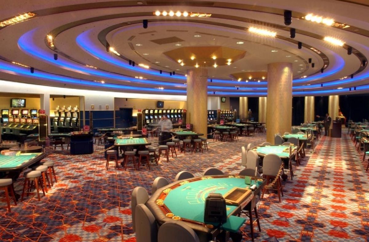 Игорный бизнес: поправка позволила размещать казино в менее престижных отелях, – нардеп